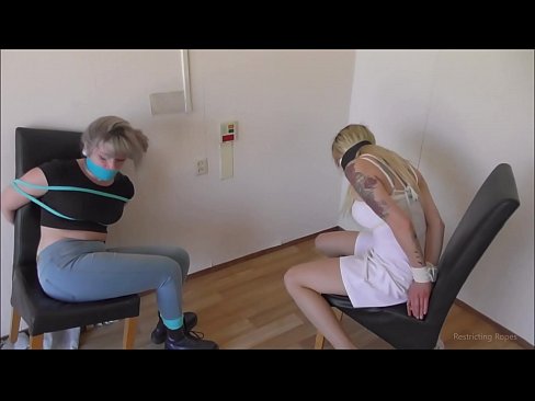 ❤️ Hoʻopili / nakinaki ʻia a nakinaki / kaikamahine i ka pilikia Porn video ma haw.hentai-for.ru ️❤